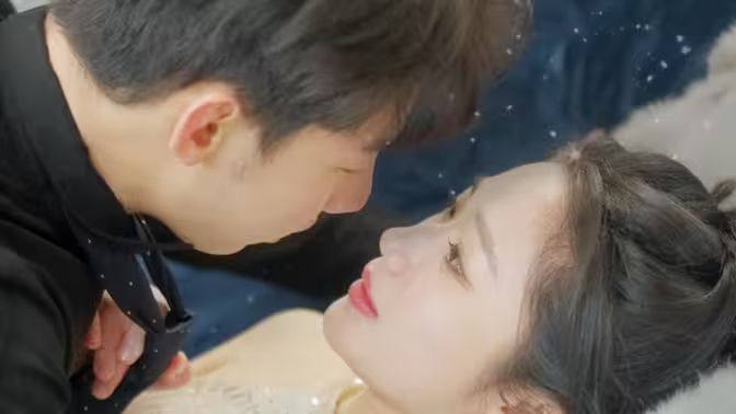 歷總，夫人拒不離婚(全集)