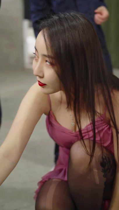 神級(jí)人生（神級(jí)小廠(chǎng)工 ）(全集)